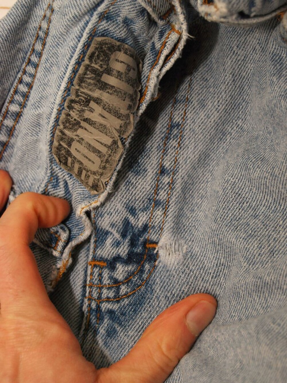90s Light Wash Jeans (26) blue denim vintage women cool casual high waist baggy - Picture 10 of 10